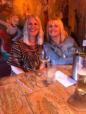 Crofters @ The Courtyard