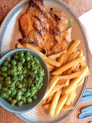 Nando's Hatfield