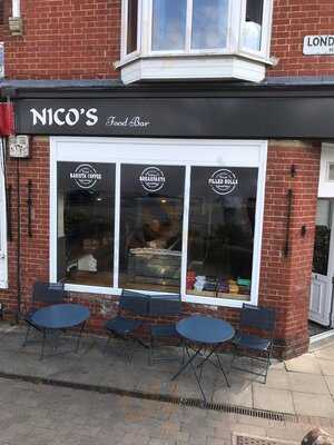 Nico's Main Bakery
