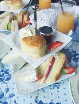 The Old Thatch Tearooms