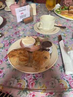 The Old Thatch Tearooms