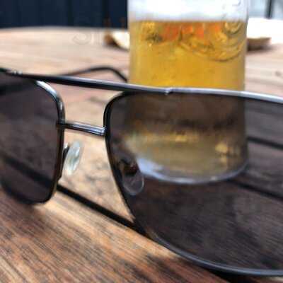 Stone's Bar & Restaurant