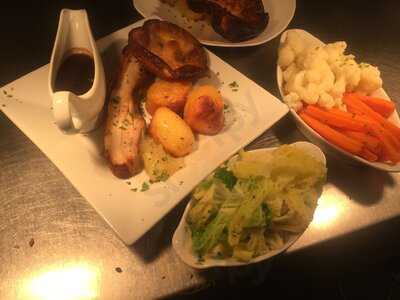 The Rowdey Cow Cafe And Ice Cream Parlour