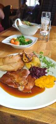 The Yew Tree, Conderton