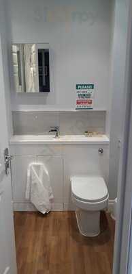 Mortimer Arms Restaurant