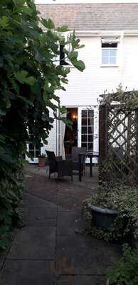 Mortimer Arms Restaurant