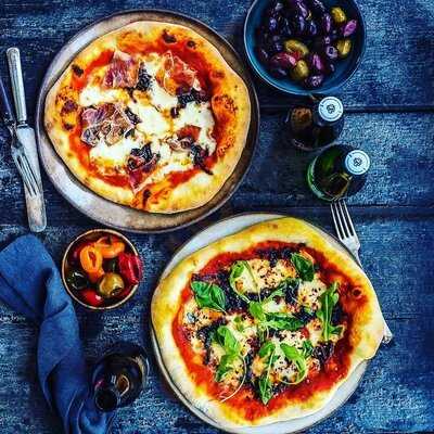 Giuseppe's Italian Pizzeria And Restaurant