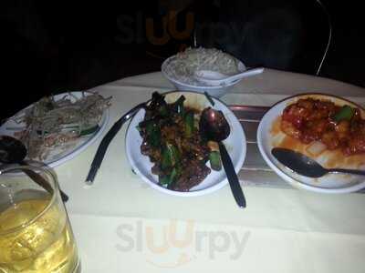 The Full Moon Chinese Restaurant