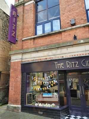 Fresh Basil - Deli & Eaterie