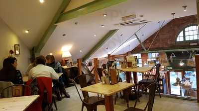 Fresh Basil - Deli & Eaterie