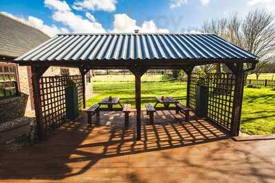 Three Horseshoes Inn