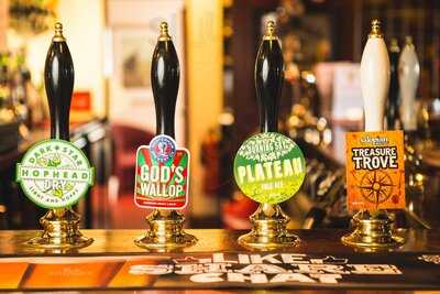 Three Horseshoes Inn