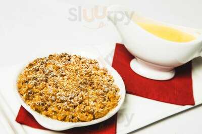 Three Horseshoes Inn