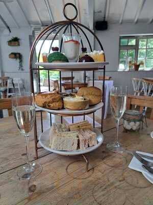 Kimbridge Barn Cafe & Tea Room