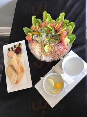 Deck Tea Gardens At Carlton Hotel