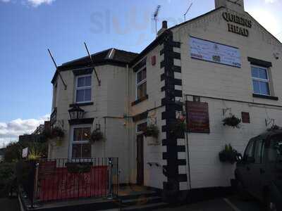 Queens Head Hotel Public House