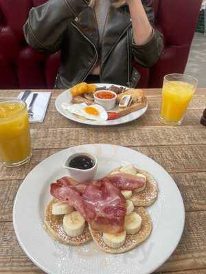 Cafe Rouge - Center Parcs Longleat Forest