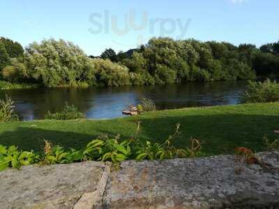 The White Lion Restaurant