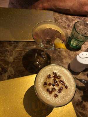 Nonno's Restaurant, Pizzeria & Bar