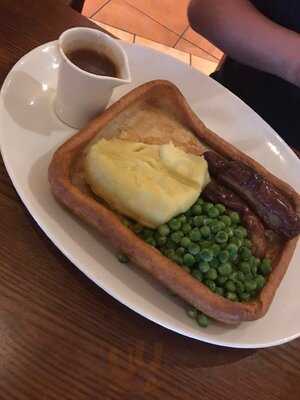 Cheadle Royal Table Table