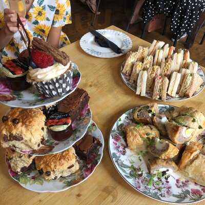 Black Goo @ Home & Colonial