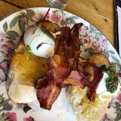 Black Goo @ Home & Colonial