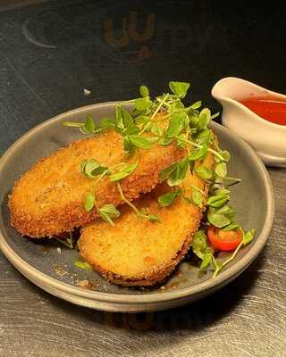 The Bear Inn Restaurant & Bar