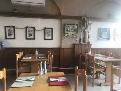 Pizza House (md Mediterranean)