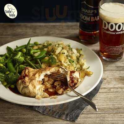 Riverside Table Table