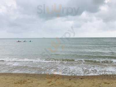 The Lookout Cafe And Takeaway