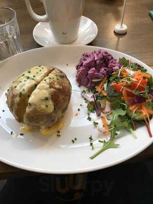 Brown's Garden Restaurant