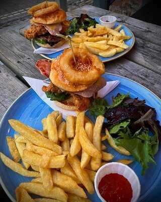 Ye Olde Bull Ring Tavern