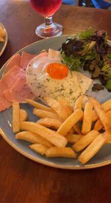 Ye Olde Bull Ring Tavern