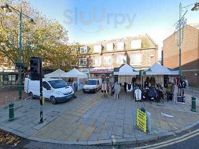 Favorite Chicken & Ribs Rayleigh