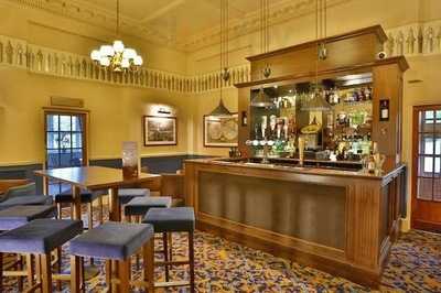 Reigate Manor Hotel Restaurant