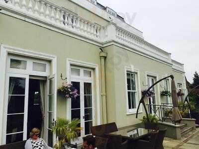 The Green At Burhill Golf Club