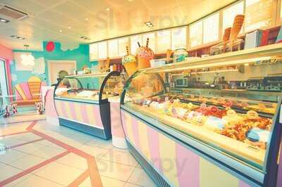 Scoop Ice Cream Parlour