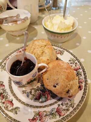 Lisa's Vintage Tea Room