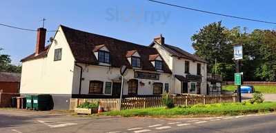 The Hatchet Inn - Sherfield English