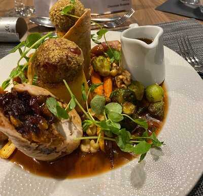 Element Bar & Kitchen