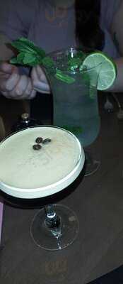 Element Bar & Kitchen