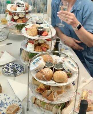 Arthur's Eatery At Brookfields