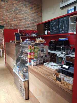 Lauren's Courtyard Coffee Shop