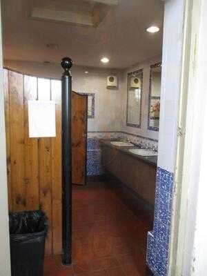 Carriage House Restaurant