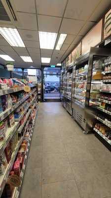 Hollands Of Rayleigh