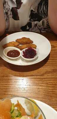 The Applecart Beefeater