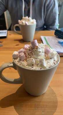 Yellow Bicycle Cafe And Deli