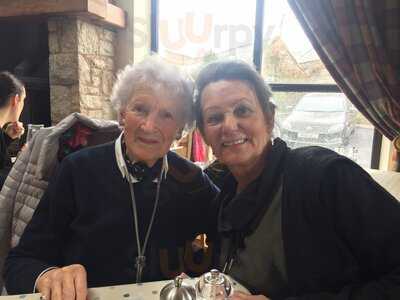 Bide A While - Country Tea Room