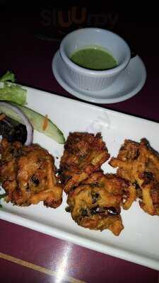 Taaj Restaurant & Lounge