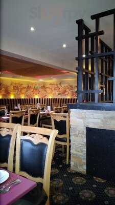 Taaj Restaurant & Lounge